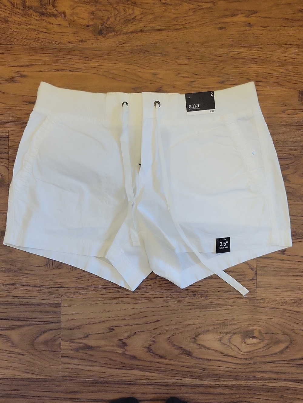 a.n.a White Drawstring Women’s Shorts